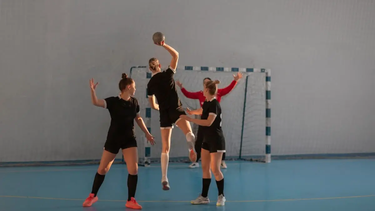 Handbollsmästerskap – Sveriges framgångar i VM och EM illustration